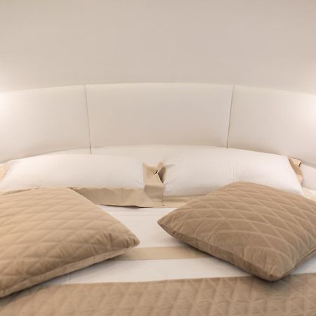Lux Suites In Roma Esterno foto