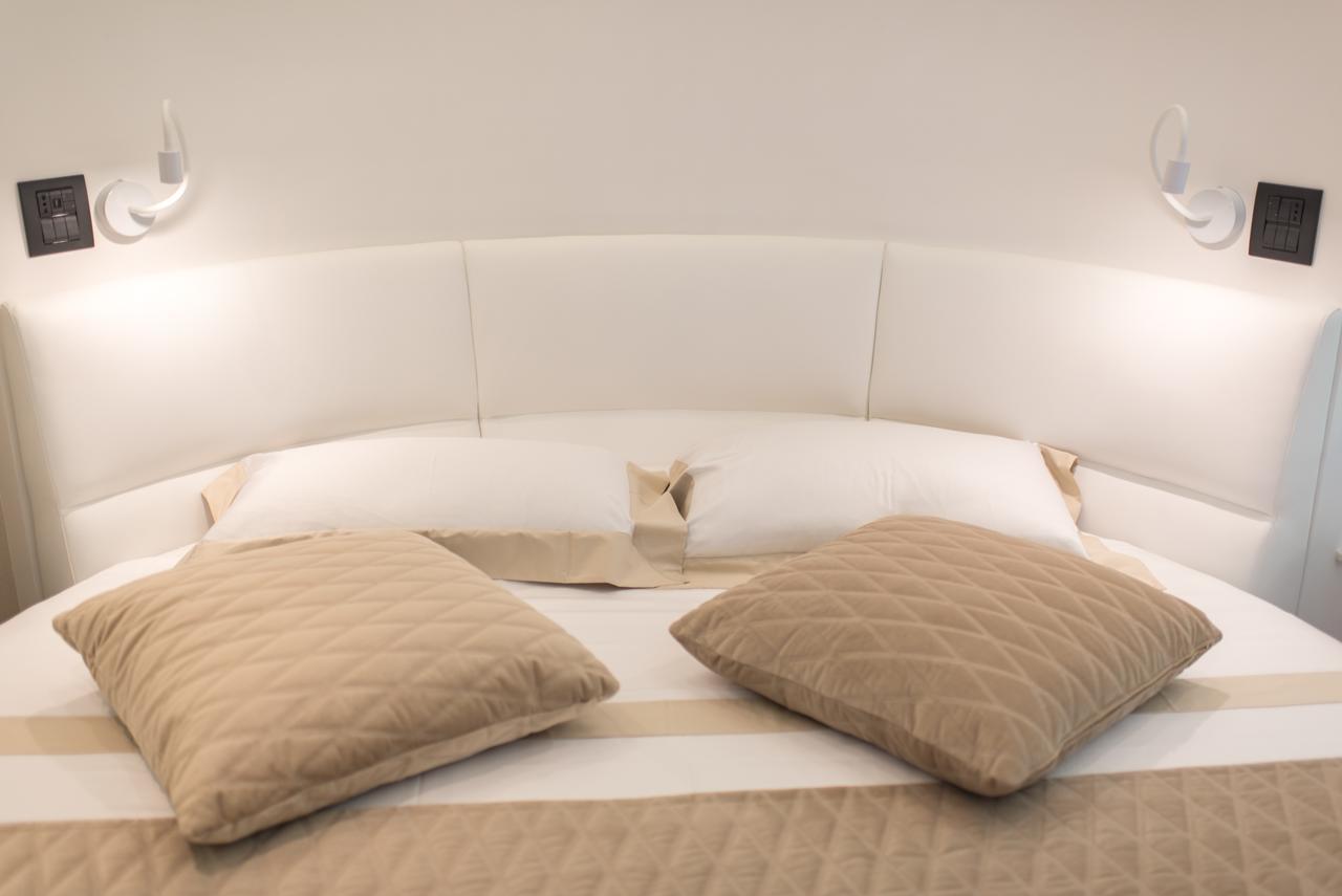 Lux Suites In Roma Esterno foto