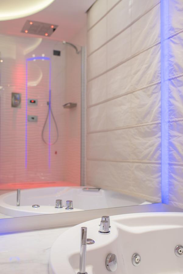Lux Suites In Roma Esterno foto