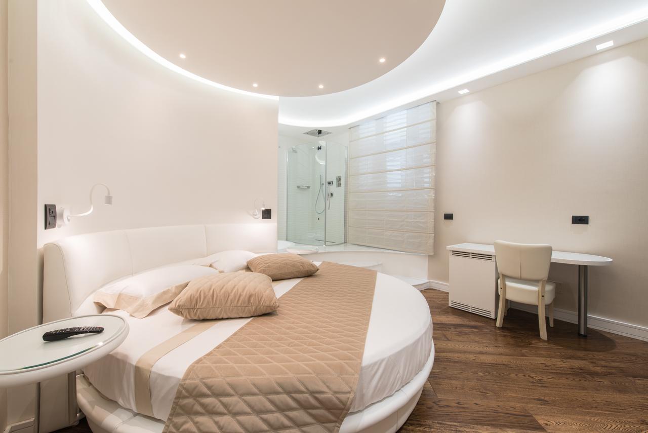 Lux Suites In Roma Esterno foto